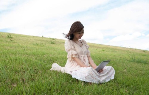 轻亲密关系火了！饭搭子变恋人，不捆绑不内耗才是真舒服