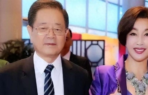 男方百亿身家，妻子出轨爆丑闻，为何不离婚？