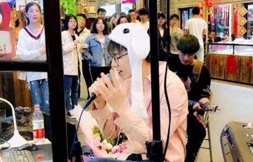 从厨师到顶流:刘宇宁，把草根逆袭写成现实大男主剧本_新闻