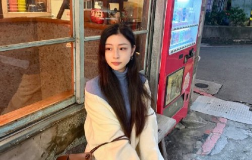 公众对于王承渲选择去咖啡店打工的主要看法是什么？|曹承衍|舞台|娱乐圈|价值|导师