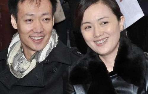 朱媛媛去世一周年，辛柏青被催婚撮合吴越？一句话回应体面又清醒