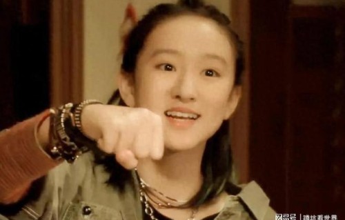 黑夜告白：记住代骐尔，虽然人设不讨喜，却是个小美女，也很灵动