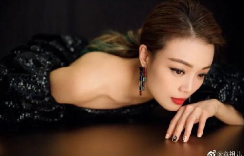 容祖儿，不只是挥着翅膀的女孩