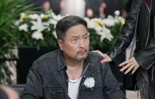 原来他俩是真夫妻，私下低调相守半辈子，68岁靠搭档蒋欣再度走红