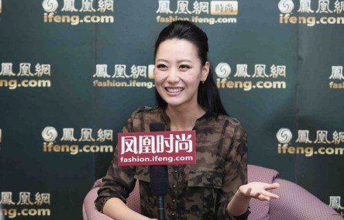 凤凰时尚直播间专访白冰:与胡歌是好友 男友已求婚