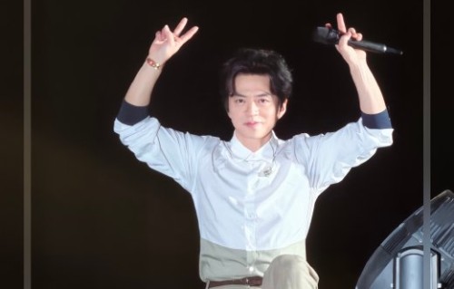 李健一开口，音乐节秒变《歌手》！网友：几百元值了！