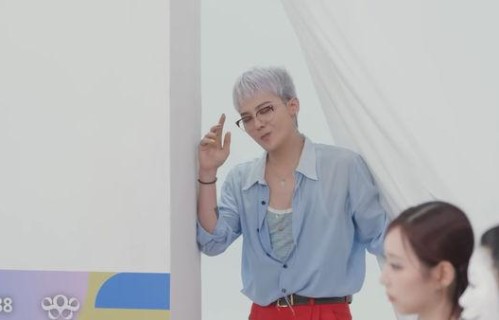 GD生日众星欢庆!现身「不能笑派对」超崩溃 BIGBANG隔天迎19周年