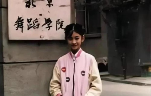 李小冉的“松弛感”人设是否和她过往的成长经历有关？|求婚|穿越|尴尬|天赋|人生