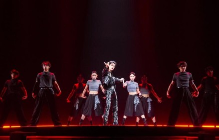 姚琛斩获TMEA“年度突破实力艺人” 持续突破定义新一代全能型艺人