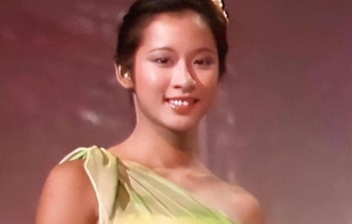 朱玲玲最幸运的不是生了三个儿子，而是遇到一个好前夫