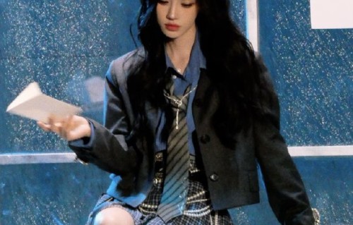 丝芭传媒创始人王子杰与鞠婧祎的合约纠纷具体细节是怎样的？|王靖|艺人|诉讼|签名|舆论