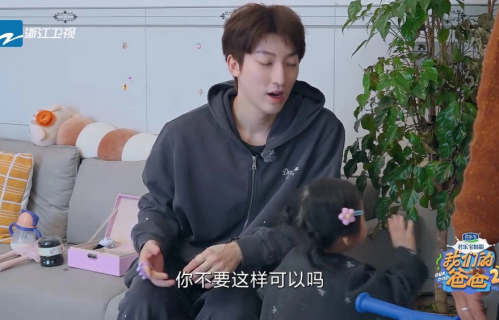《我们的爸爸2》观察室别双标！叶泽细心带娃，凭什么被骂过度保护？