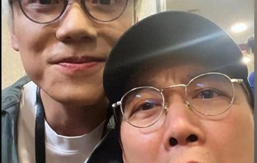 陈奕迅下巴受伤缝30多针后首次露面，“疤痕不明显”|林家谦|网易新闻|演唱会|延期|伤口