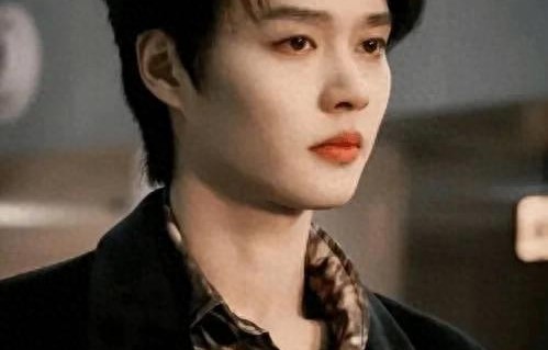颠覆认知!现在爆火的男短剧演员，几乎都不是表演科班_瀚墨琴翾