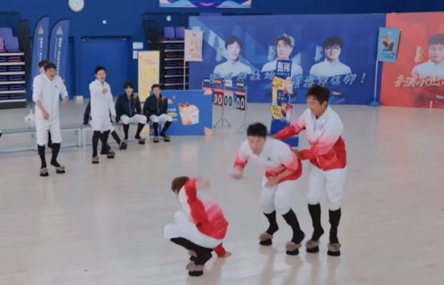 观众对于鹿晗误伤陈赫这类综艺意外有什么不同看法？