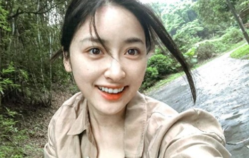 沈月涨粉量:一场舆论风波背后，路人缘与真诚的双向奔赴_其其文娱