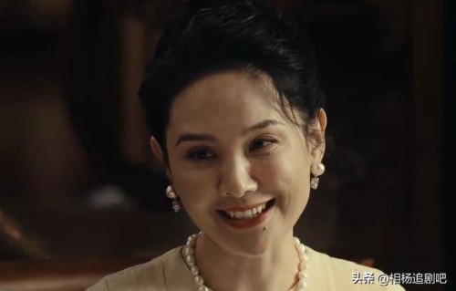原来他们是夫妻！《爱情没有神话》中她气质高雅，丈夫观众都认识