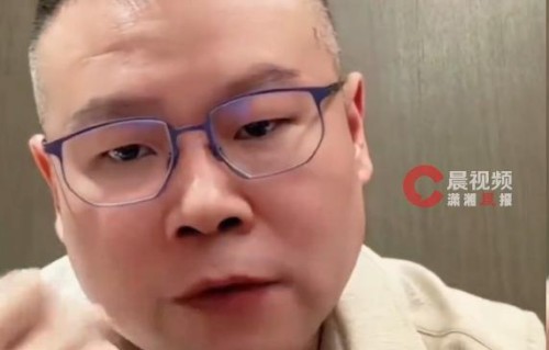 岳云鹏减肥秘诀晚饭不吃或少吃 打羽毛球瘦十几斤