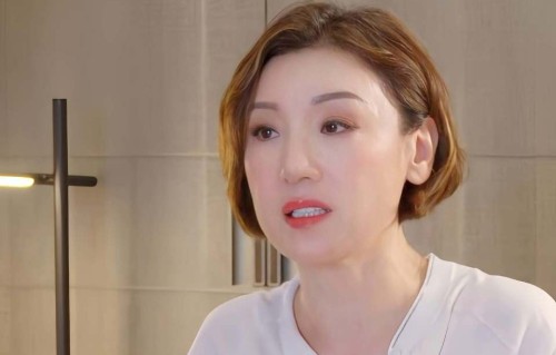 突发！香港知名女星惊曝患上乳腺癌，大方分享化疗后剃光头照片