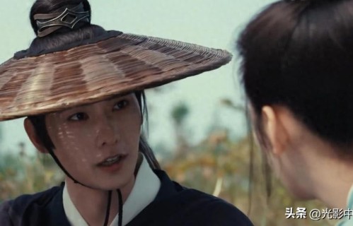 杨洋演展昭：顶流硬闯武侠圈，浑身紧绷爱摆酷，央视力捧也难救！ 