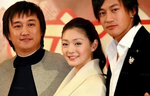S妈公开大S罕见公益，离婚后捐200万救护车，晒旧照笑靥如花！