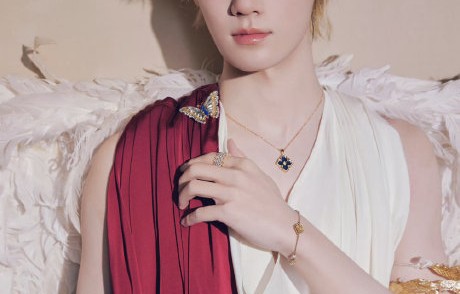 为什么张真源的回应“我两边都得在”会被网友称赞为高情商和负责任？|奔跑吧|演唱会|综艺|节目|粉丝