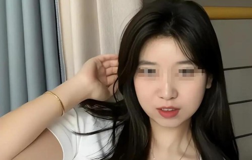 71岁大爷相亲42岁离异女，执意要试婚，当晚女方当场愣住