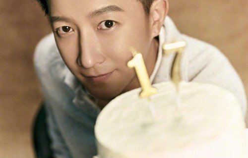 韩庚发文庆祝出道17周年：时间真快，17周年快乐