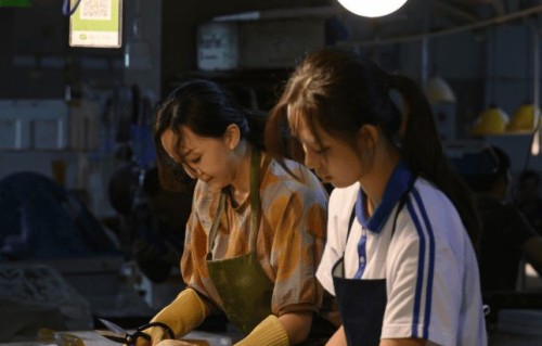 温情讲述青春成长，电影《鱼刺》今日上映|张旭煜|黄渲文|王一楠|王宏伟|柴烨