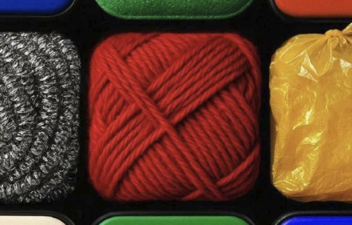 杨紫琼、刘昊然主演电影《魔方小姐》发布首张海报