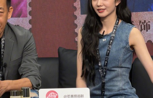 刘浩存扫楼状态佳，苹果肌饱满宣传新剧|电视剧主角|媒体独家|主角|封神|电视剧