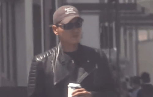 吴谨言在外拍戏洪尧在家带娃，“女主外男主内”打破传统分工，网友：这才是婚姻该有的样子