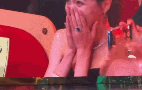 胡歌和唐嫣的友谊长达近20年，他们之前还有哪些互动的感人故事？