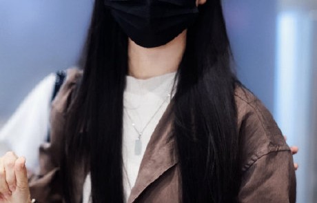 李思潼“新人美时期”的独特气质和表现是什么？