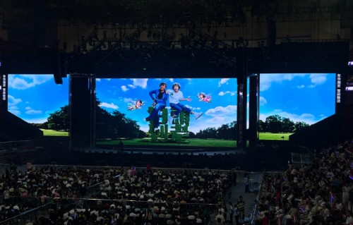 林子祥和叶蒨文在演唱会中演唱了哪些经典歌曲？|蔡依林|敢爱敢做|数字人生|叶倩|巡演