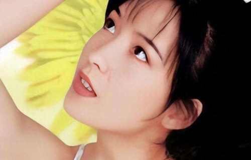 被戴8次绿帽子，3次被捉奸在床，这就是我们“玉女”守卫的爱情？ 