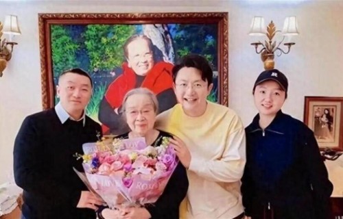 90岁李明启近况曝光！嫁给初恋相守一生，独子孝顺晚年幸福