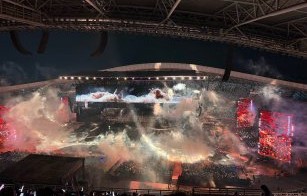 薛之谦青岛演唱会上，那位跑调的男歌迷后来怎么样了？