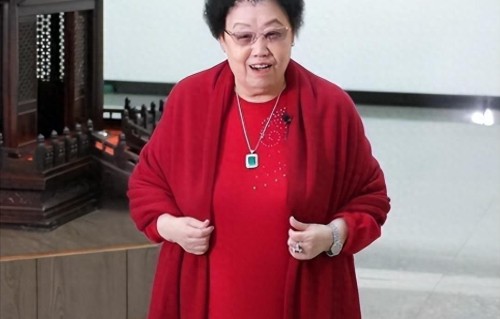 身价百亿坐拥北京一条街，出门私人飞机！京圈富婆，各个都惹不起 
