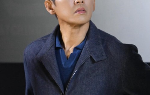 钟汉良《蜜语纪》打破套路，演技获赞扛动女频剧