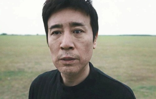 陈思诚死磕5大香港影帝，于和伟改档跑路！五一18部电影预售凉凉