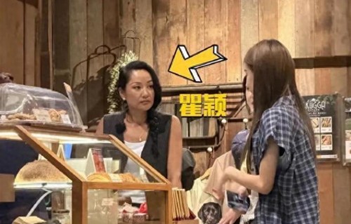 有网友在泰国偶遇瞿颖，她本人真的很黑，一看就是爱在户外活动