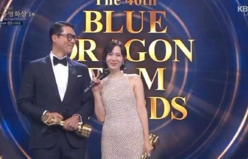 玄彬孙艺珍夫妇同封青龙奖，朴赞郁《无可奈何》赢家通吃|韩国青龙电影奖|釜山国际电影节|一骑绝尘cp|电影评分|电影海报