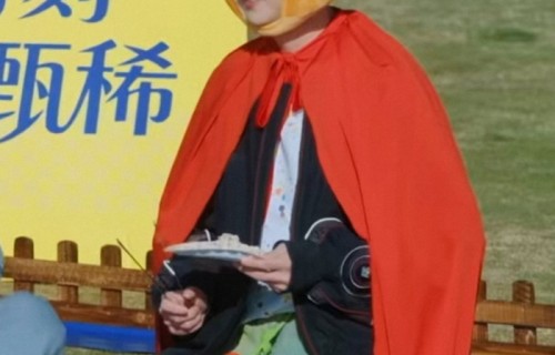 鹿晗汉堡造型曝光,少年感与创意结合|适配|晗晗|可爱