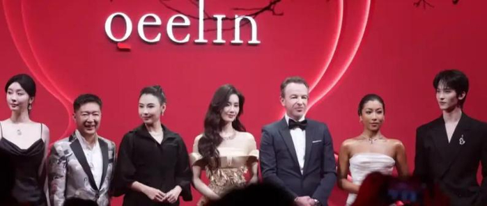  打开网易新闻 查看精彩图片 